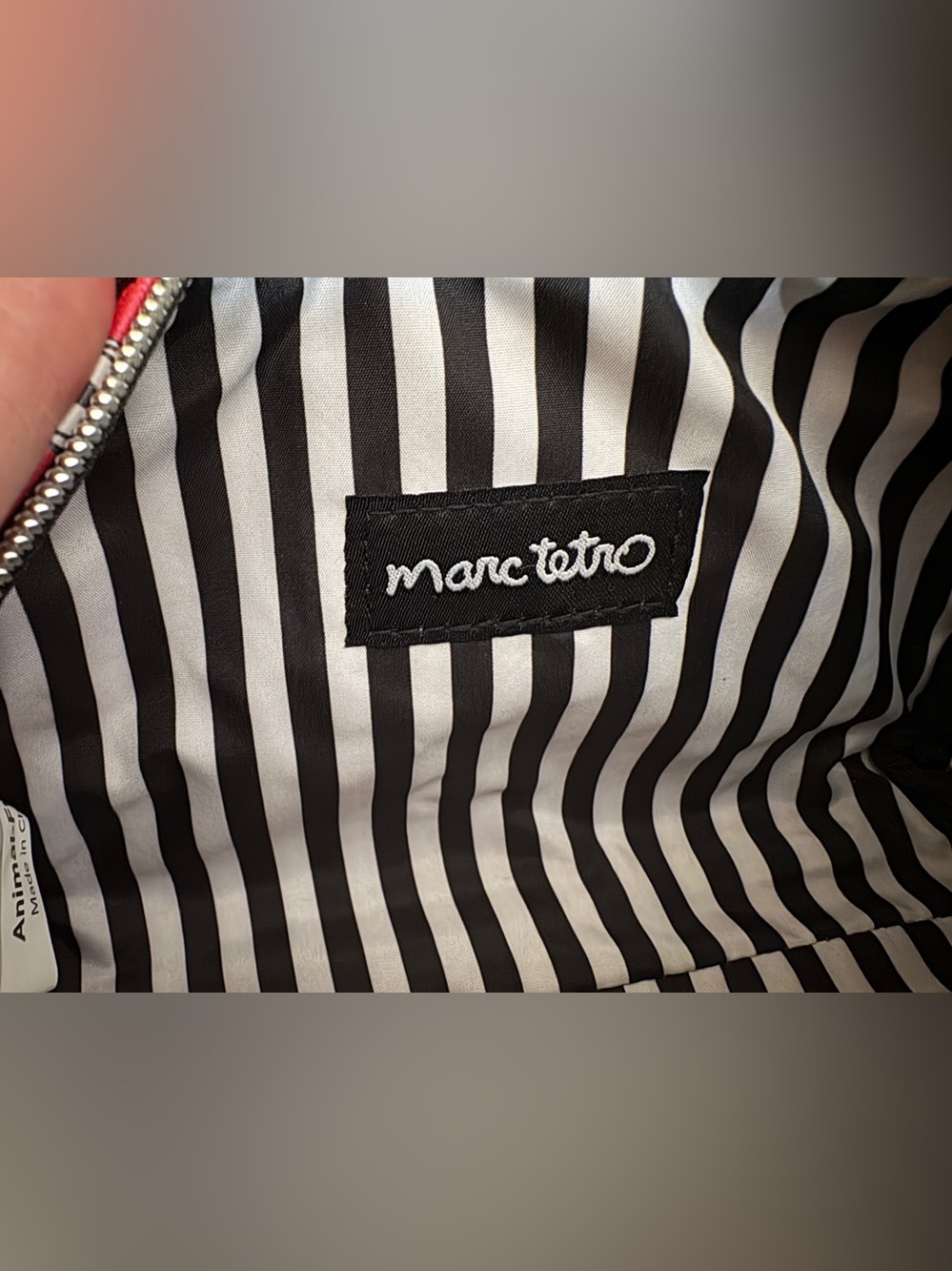 Marc Tetro Red Westie Print Cosmetic Bag. NWT - Picture 4 of 7